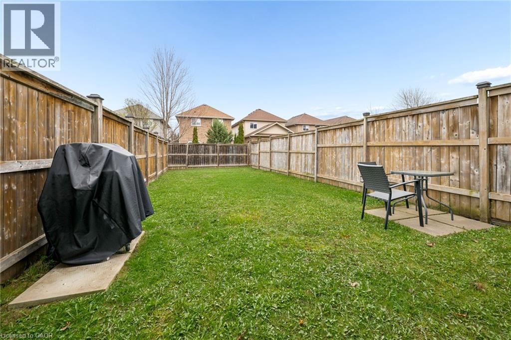 951 ZELLER Crescent thumbnail 30