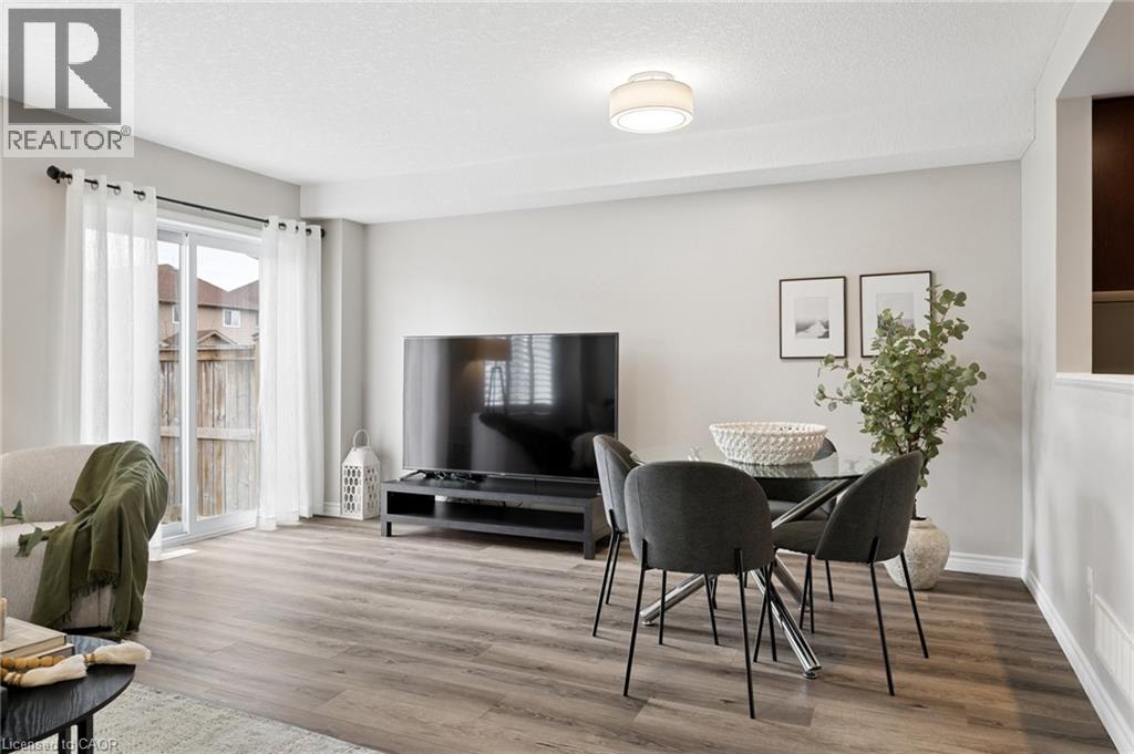 951 ZELLER Crescent thumbnail 7