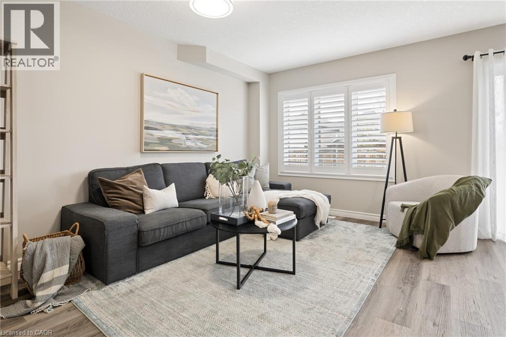 951 ZELLER Crescent thumbnail 8