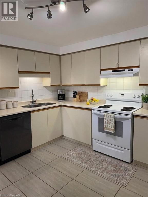 55 GREEN VALLEY Drive Unit# 1002 thumbnail 14