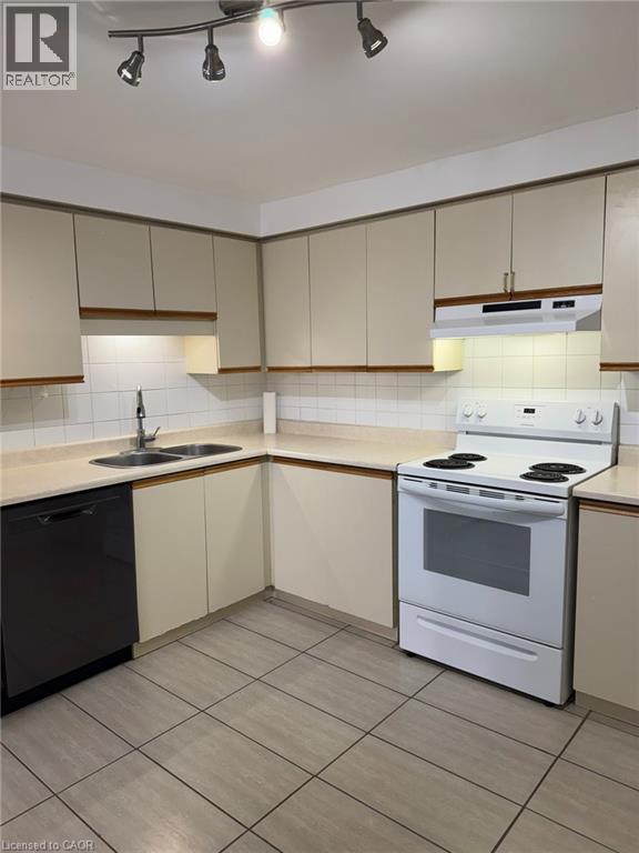 55 GREEN VALLEY Drive Unit# 1002 thumbnail 15