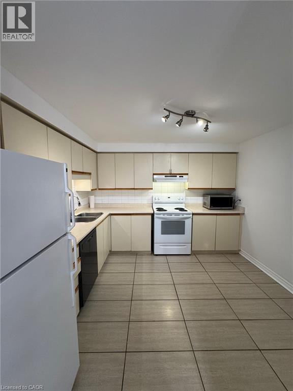 55 GREEN VALLEY Drive Unit# 1002 thumbnail 16