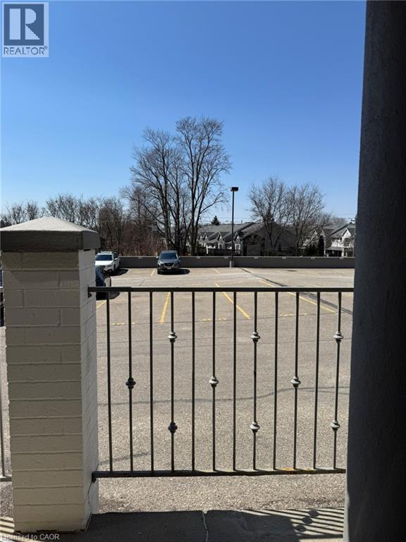 55 GREEN VALLEY Drive Unit# 1002 thumbnail 26