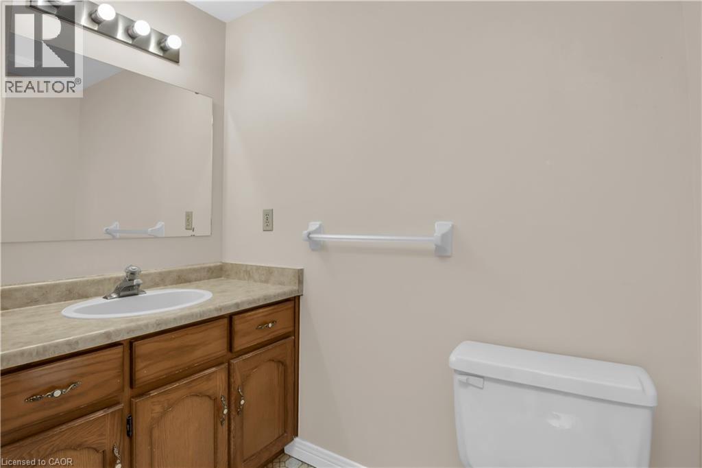 318 BURNETT Avenue thumbnail 23