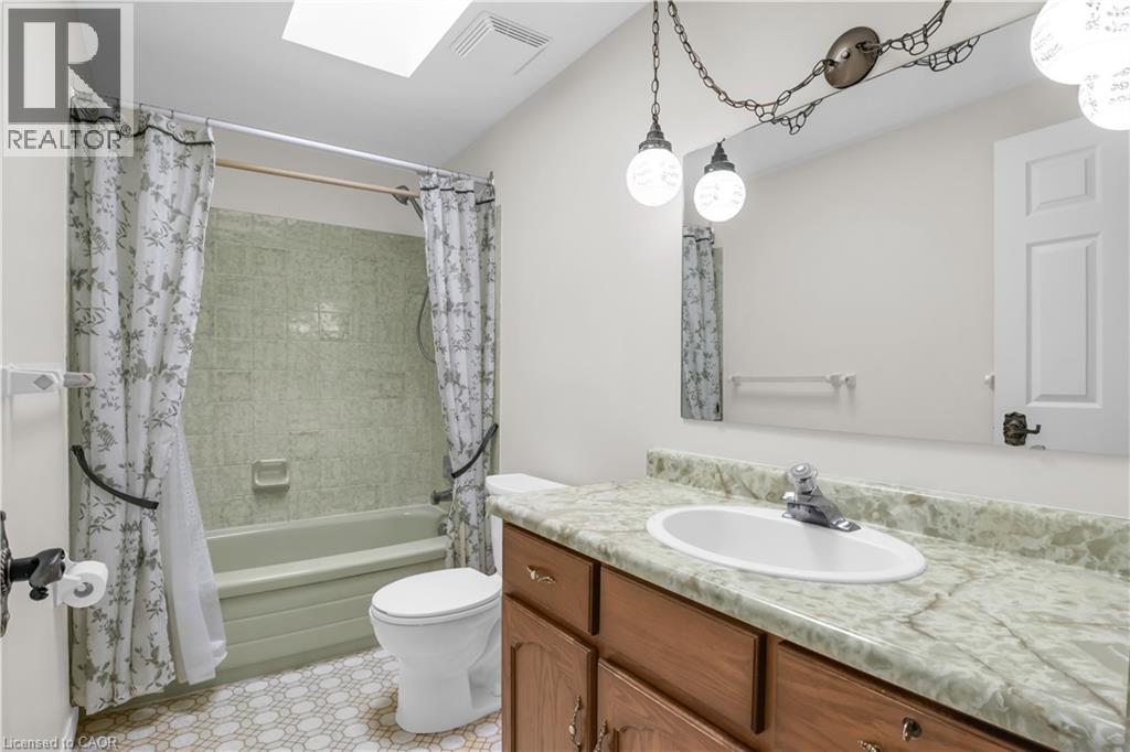 318 BURNETT Avenue thumbnail 26