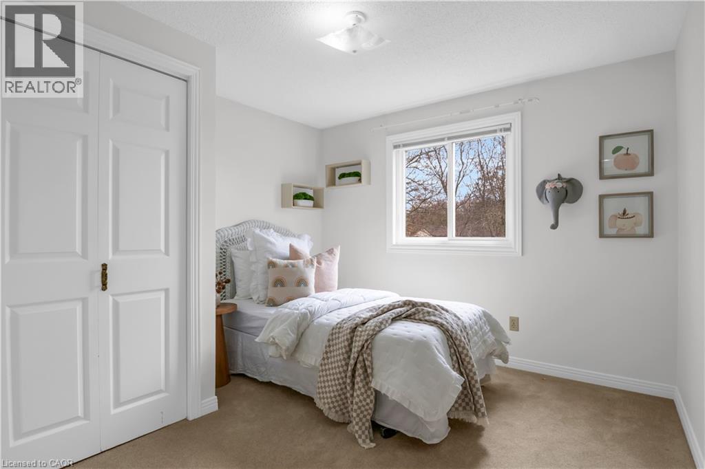 318 BURNETT Avenue thumbnail 27