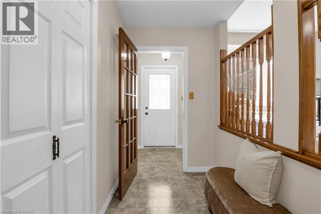 318 BURNETT Avenue thumbnail 5