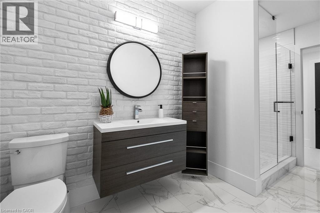 1207 QUEEN Street N thumbnail 40