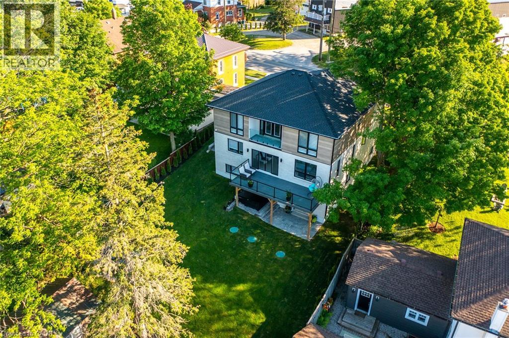 1207 QUEEN Street N thumbnail 49