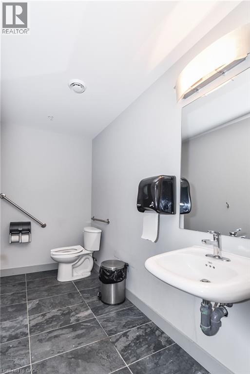 1 VICTORIA Street S Unit# 1006 thumbnail 31