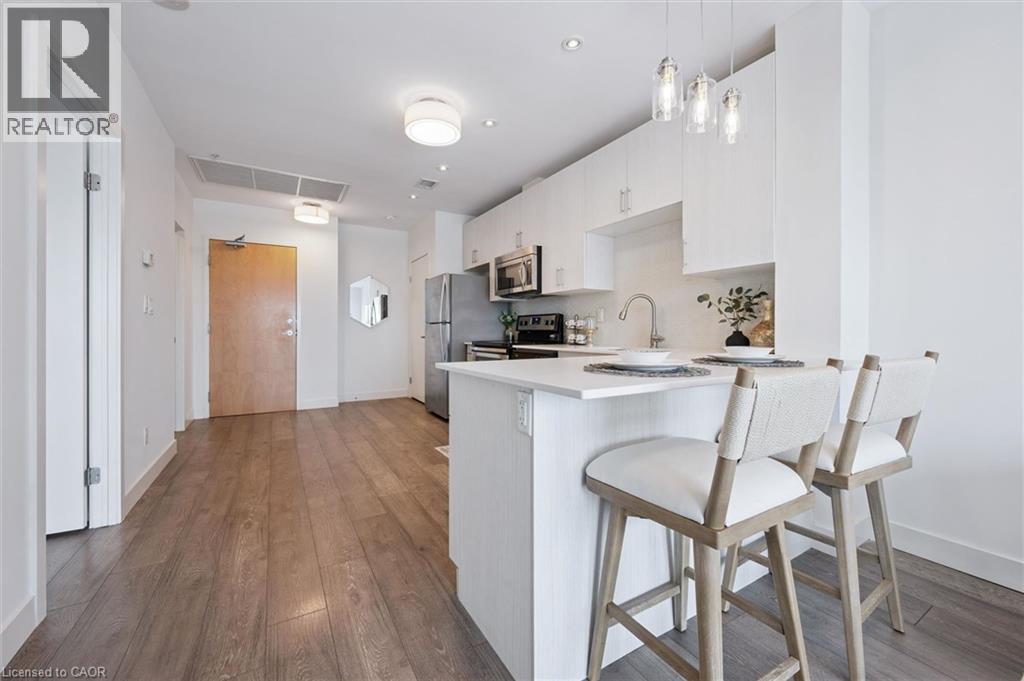 1 VICTORIA Street S Unit# 1006 thumbnail 7