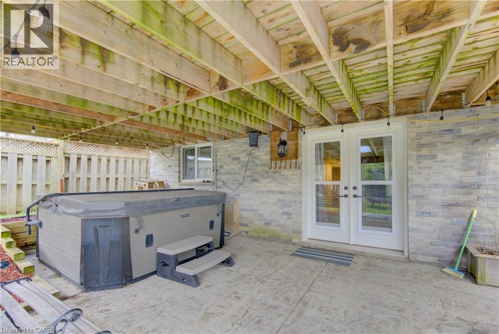 512 HIDDEN CREEK Drive thumbnail 38