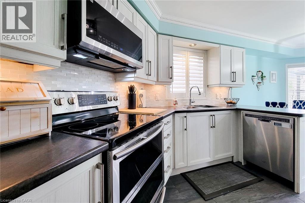 104 HOUGHTON Street thumbnail 24