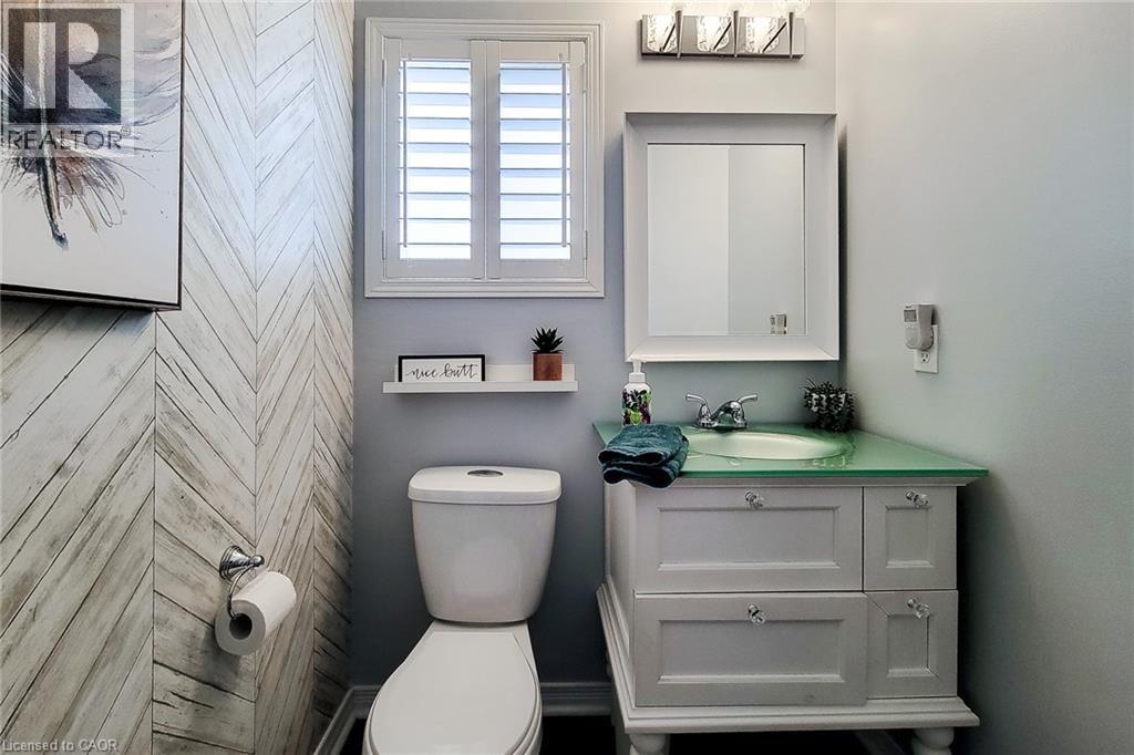 104 HOUGHTON Street thumbnail 30