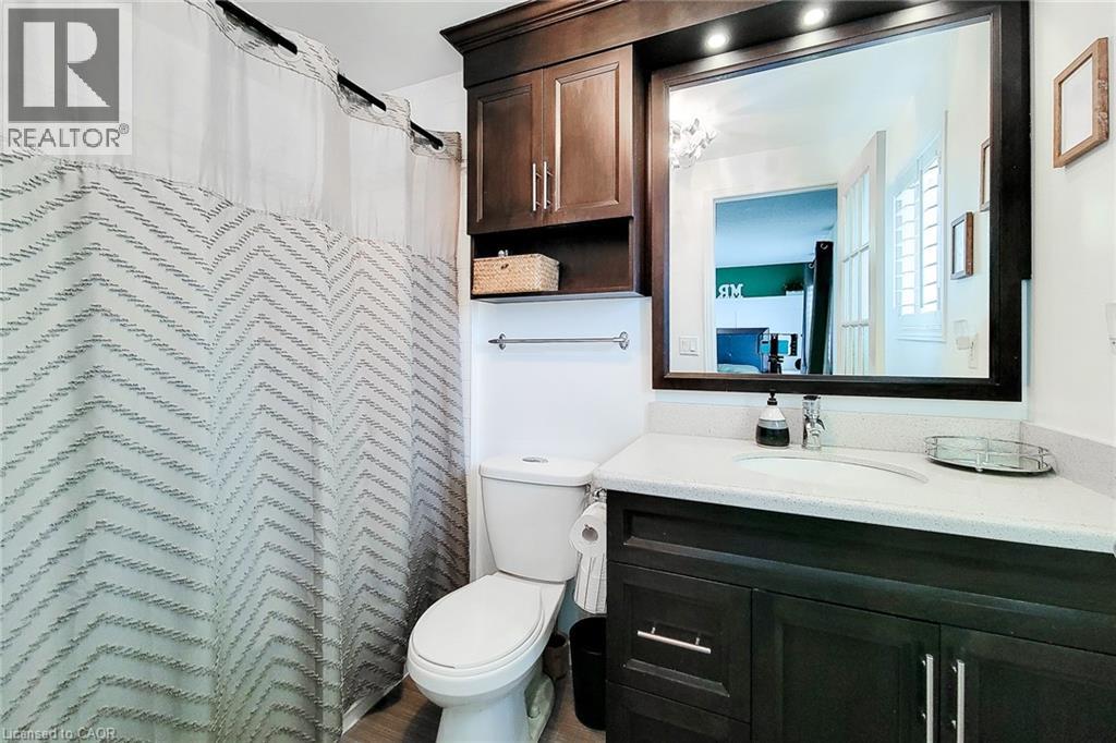 104 HOUGHTON Street thumbnail 35