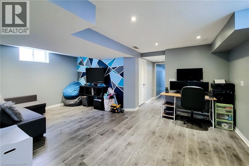 104 HOUGHTON Street thumbnail 42