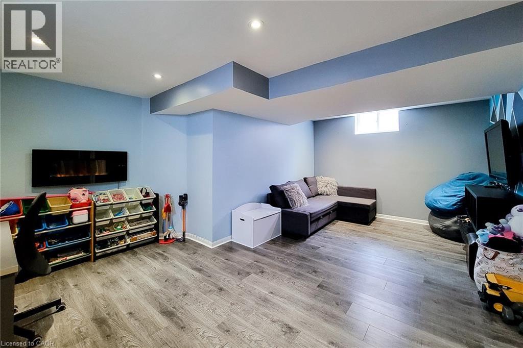 104 HOUGHTON Street thumbnail 43