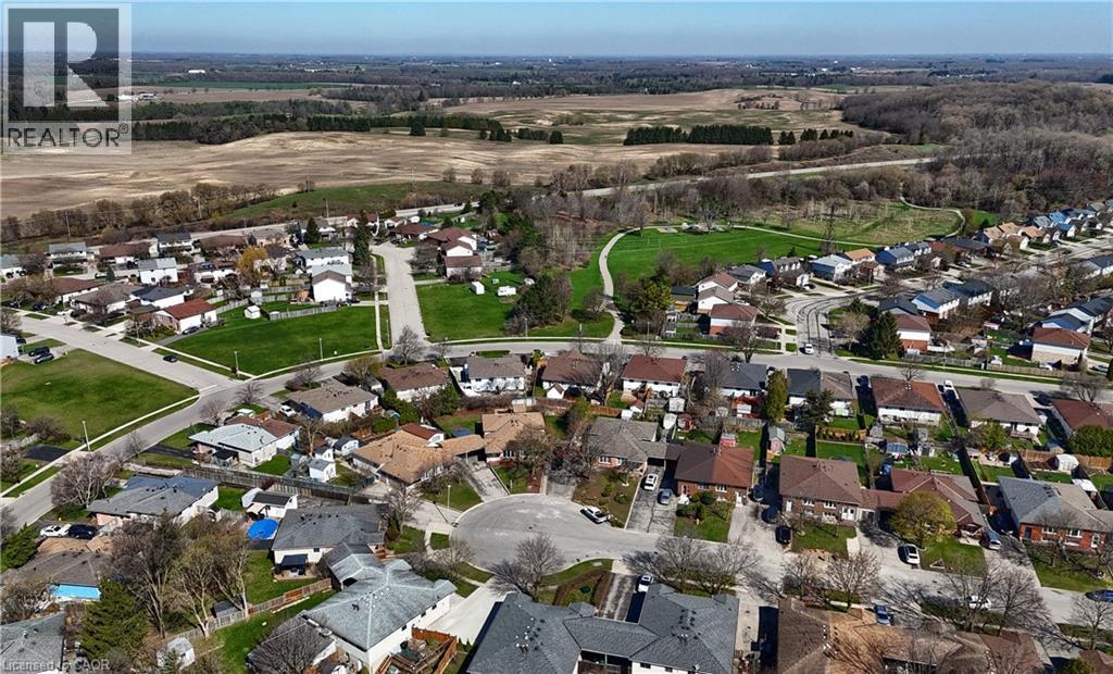 41 NORA Court thumbnail 3