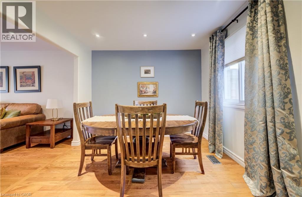 150 BAYNE Crescent thumbnail 6