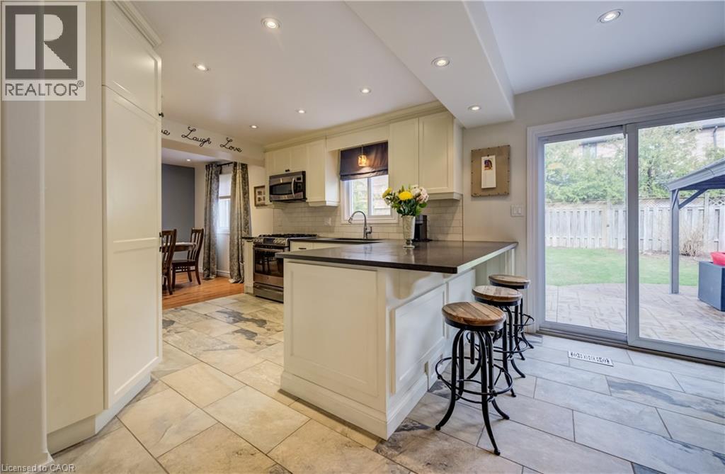 150 BAYNE Crescent thumbnail 10