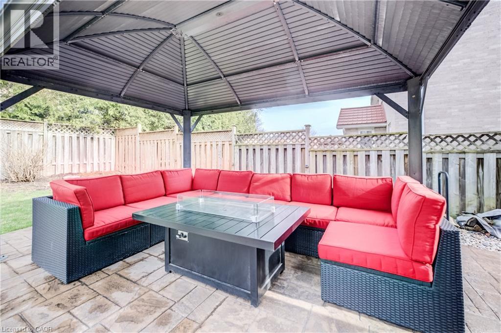 150 BAYNE Crescent thumbnail 27