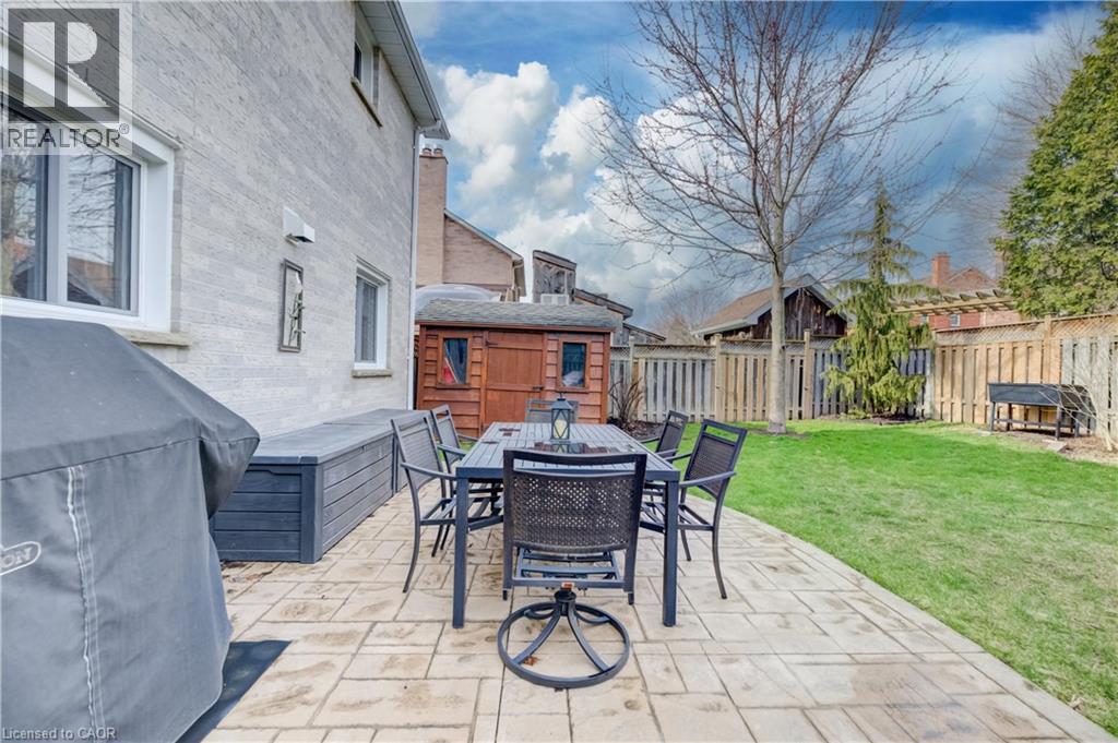 150 BAYNE Crescent thumbnail 28