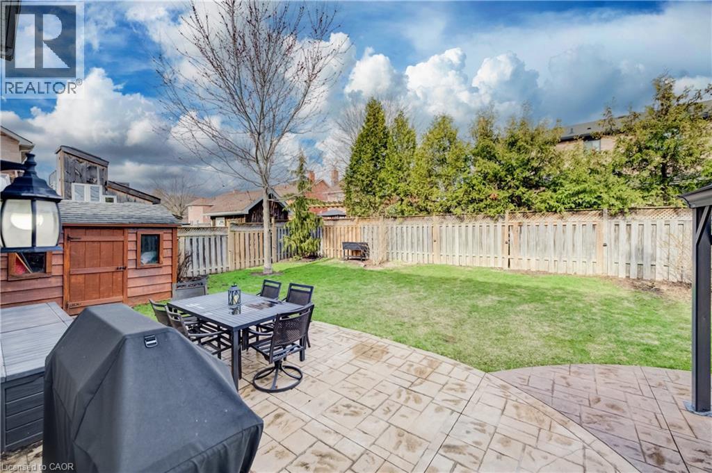 150 BAYNE Crescent thumbnail 26