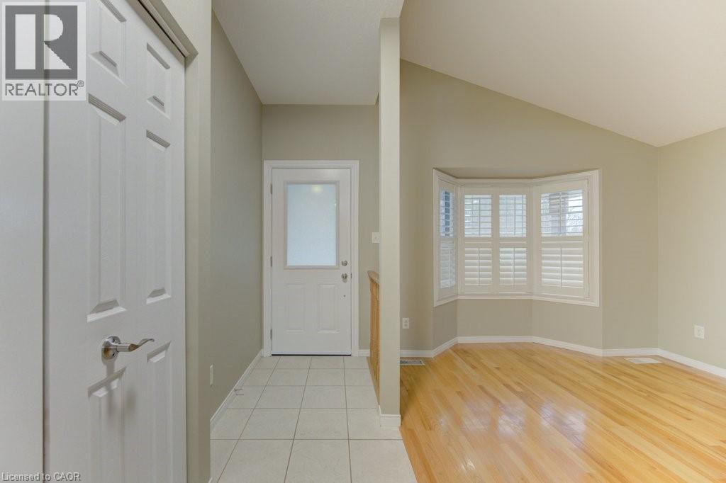 431 LAUSANNE Crescent thumbnail 2