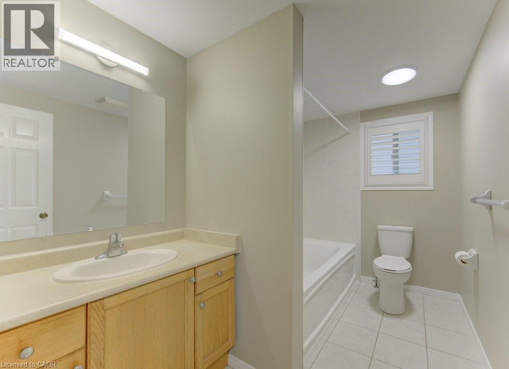 431 LAUSANNE Crescent thumbnail 17