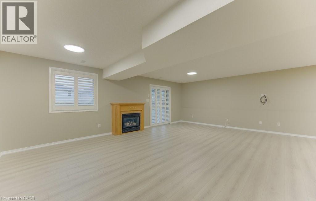 431 LAUSANNE Crescent thumbnail 20