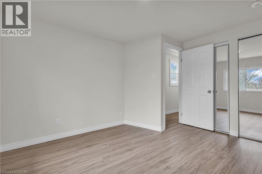 22 BLACKHORNE Crescent thumbnail 25