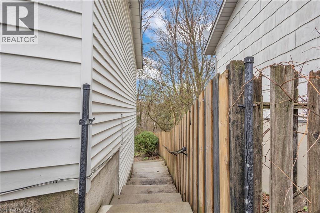 22 BLACKHORNE Crescent thumbnail 40