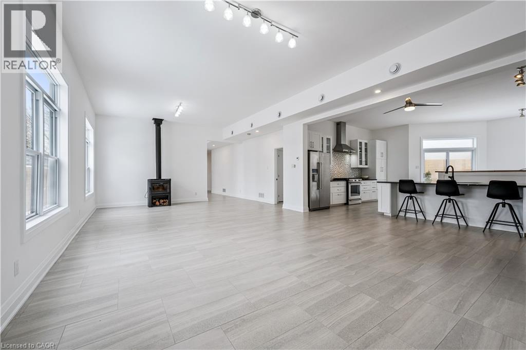 149 WOOLWICH Street thumbnail 8