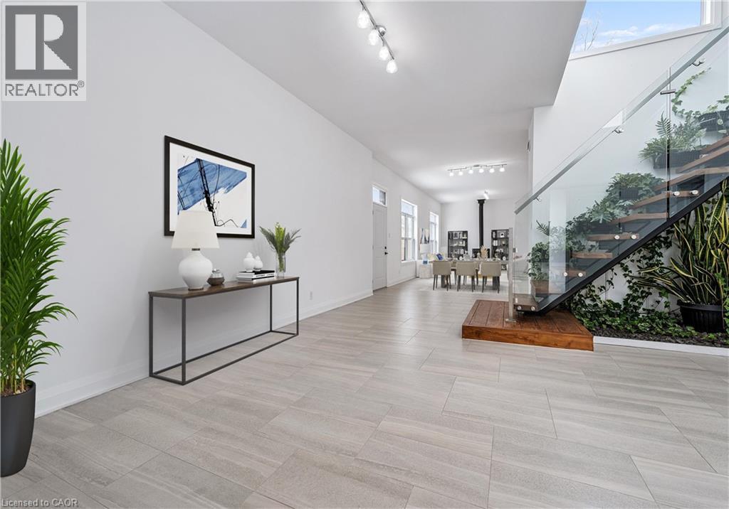 149 WOOLWICH Street thumbnail 4