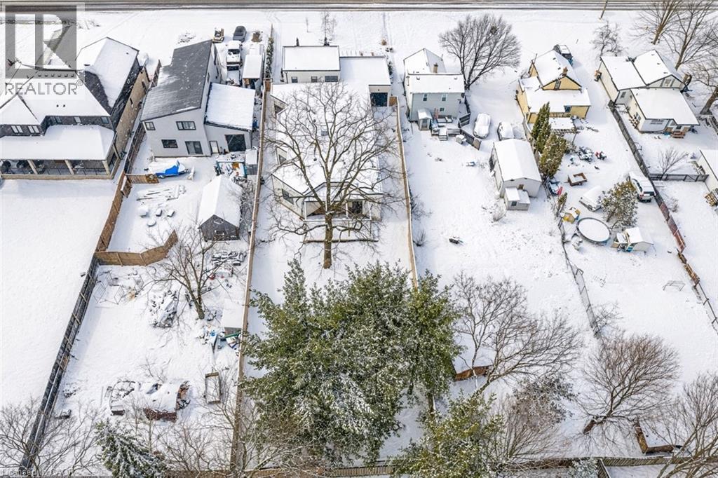 149 WOOLWICH Street thumbnail 46