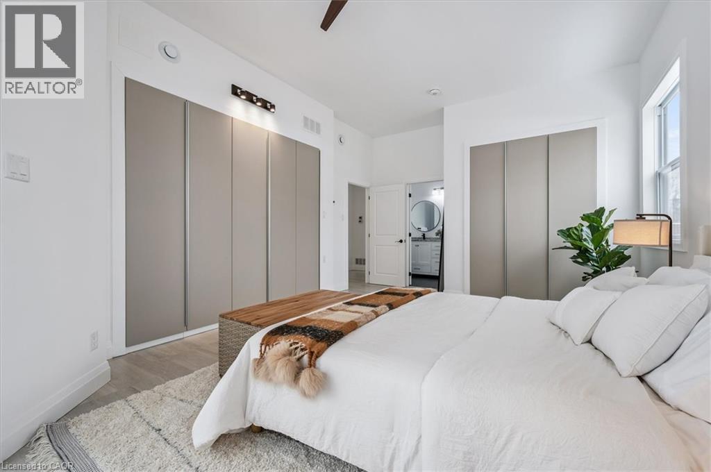 149 WOOLWICH Street thumbnail 37