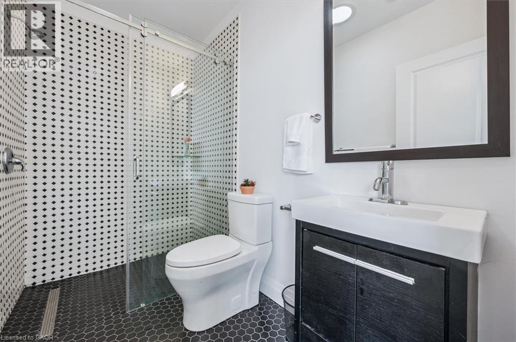 149 WOOLWICH Street thumbnail 34