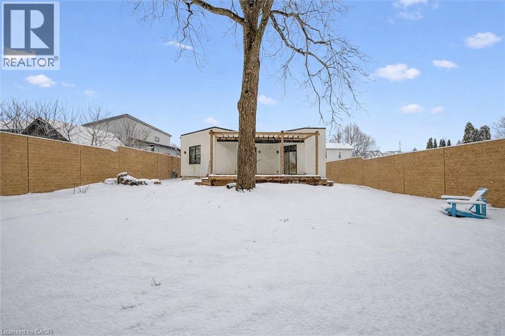 149 WOOLWICH Street thumbnail 44