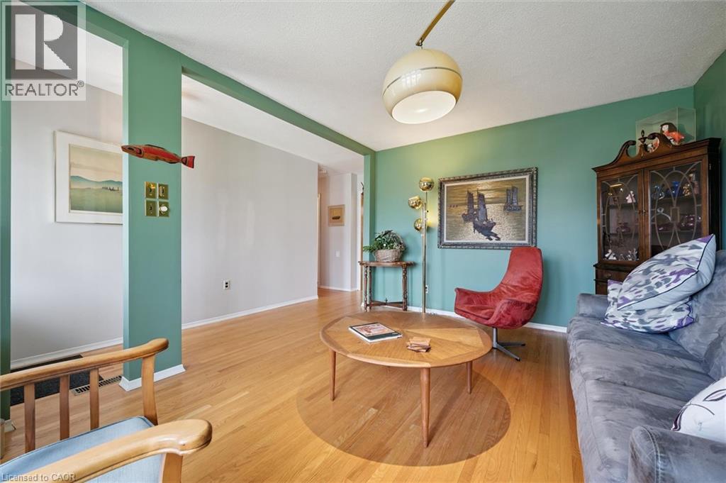 26 PARKHILL Court thumbnail 5