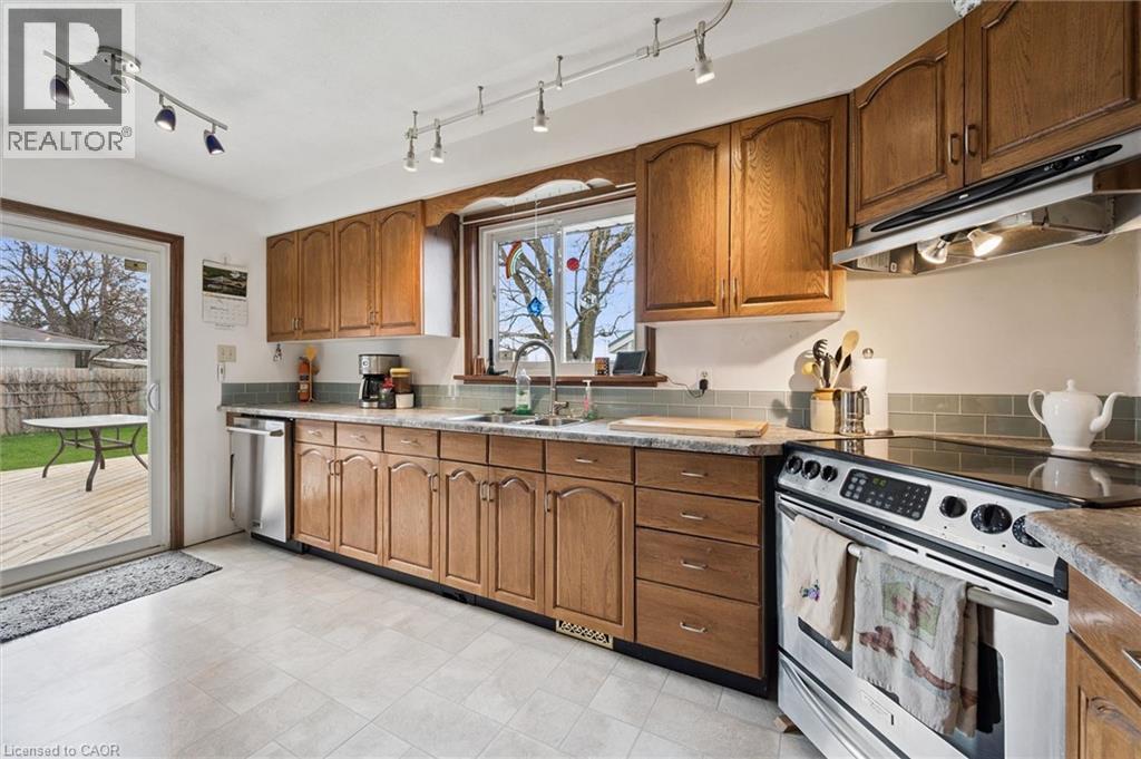 26 PARKHILL Court thumbnail 9