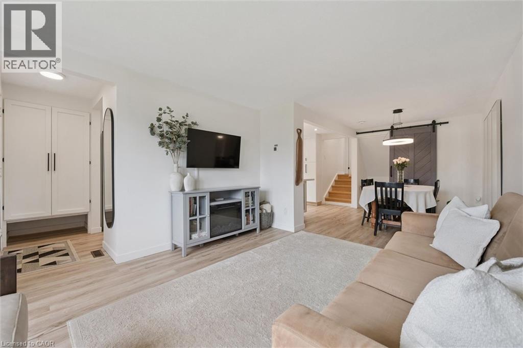 54 HARVEST Court thumbnail 16