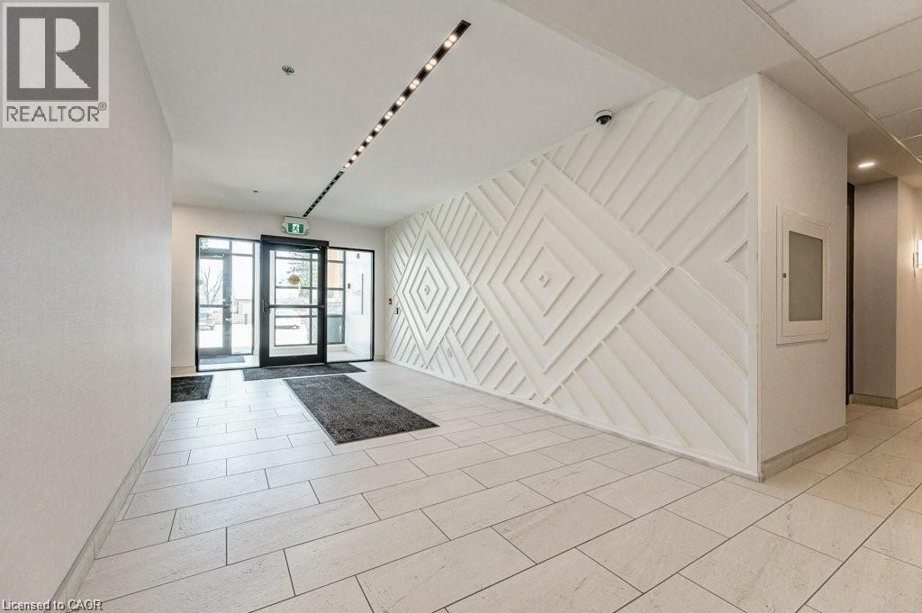 110 FERGUS Avenue Unit# 209 thumbnail 2