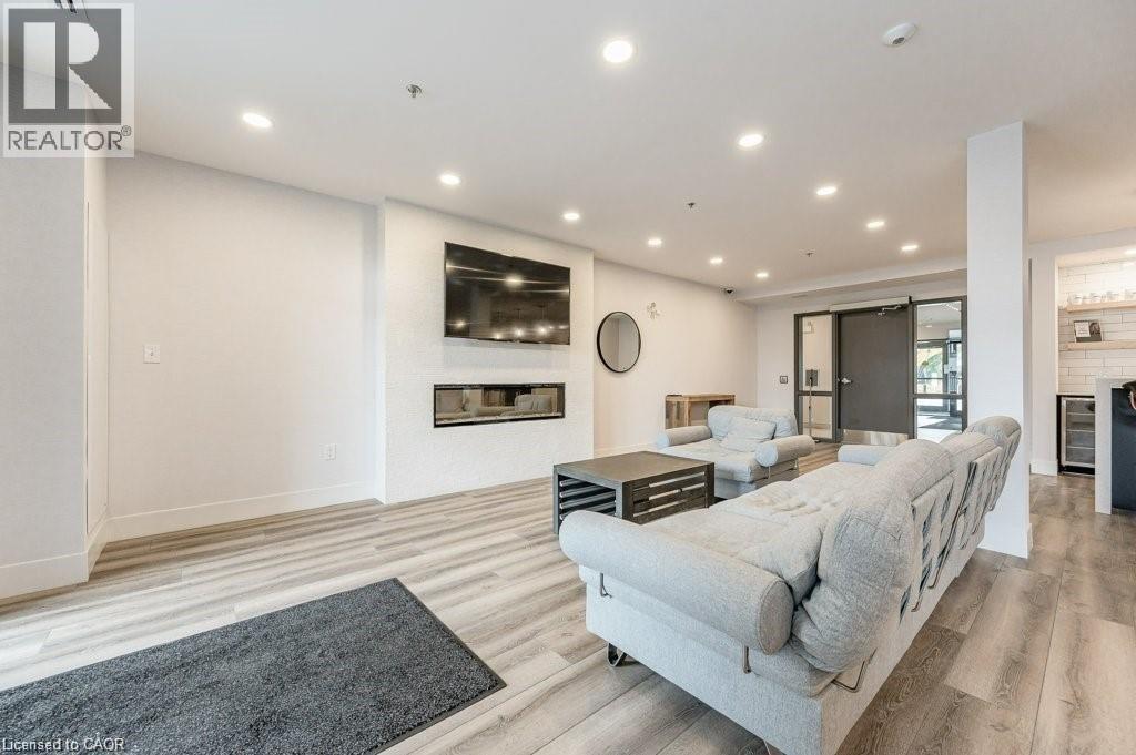 110 FERGUS Avenue Unit# 209 thumbnail 25