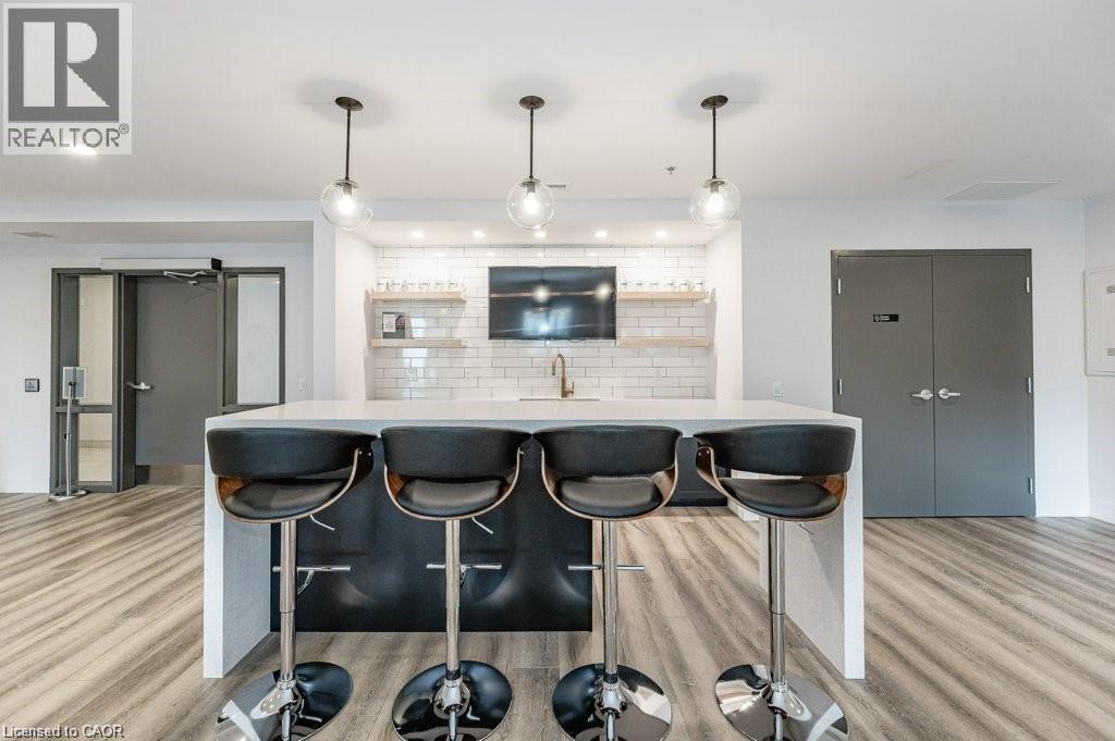 110 FERGUS Avenue Unit# 209 thumbnail 21