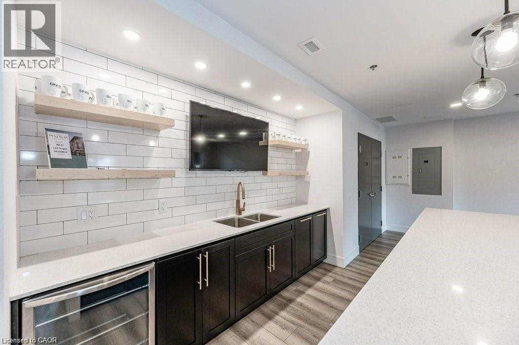 110 FERGUS Avenue Unit# 209 thumbnail 22