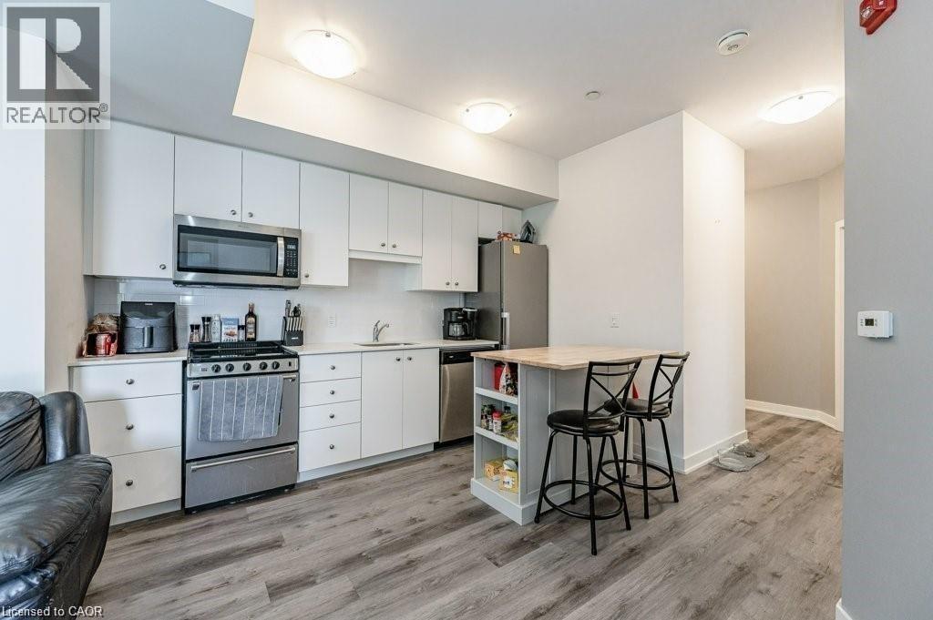 110 FERGUS Avenue Unit# 209 thumbnail 7
