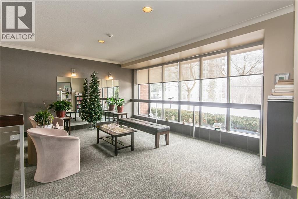 300 KEATS Way Unit# 402 thumbnail 5