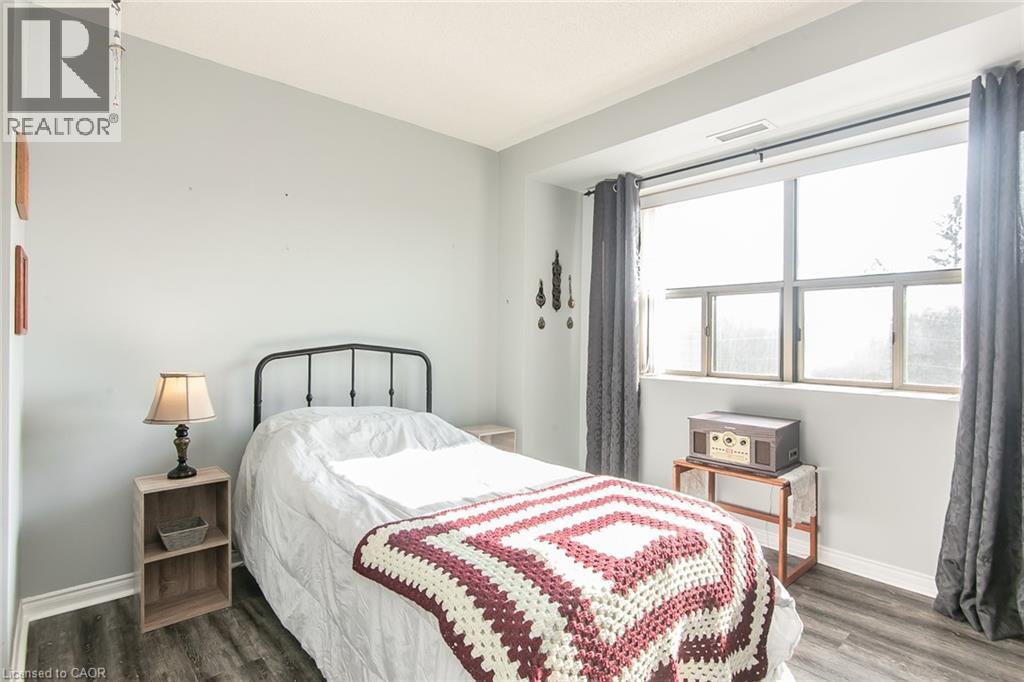 300 KEATS Way Unit# 402 thumbnail 18