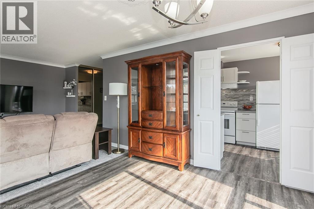 300 KEATS Way Unit# 402 thumbnail 33