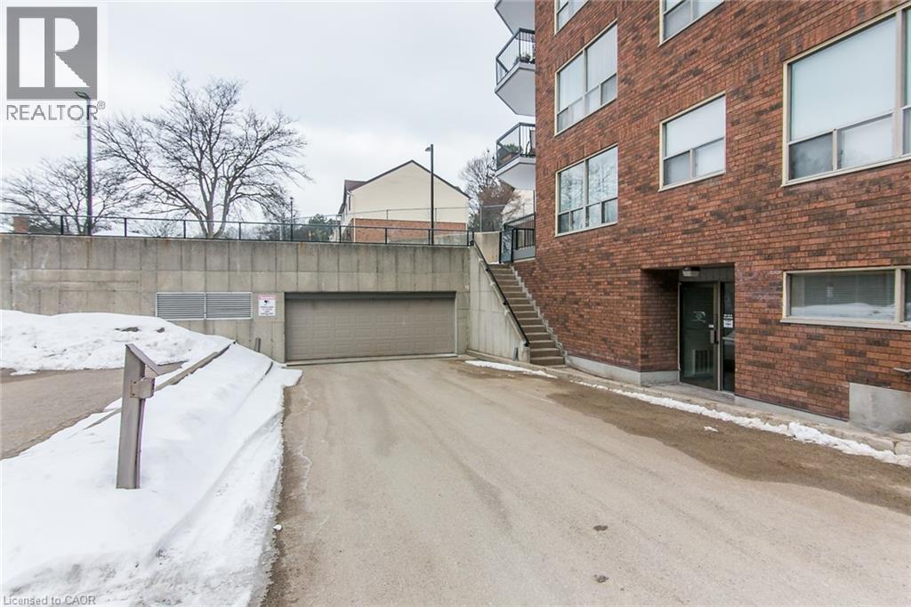 300 KEATS Way Unit# 402 thumbnail 50